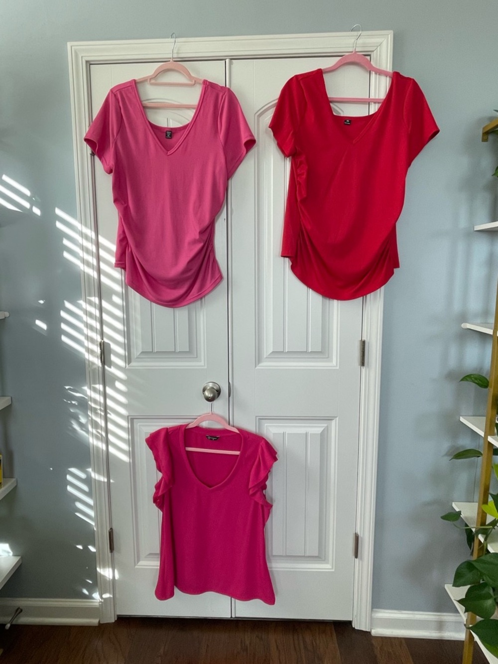 3️⃣Ribbed T’s XXL Two Pink One Red